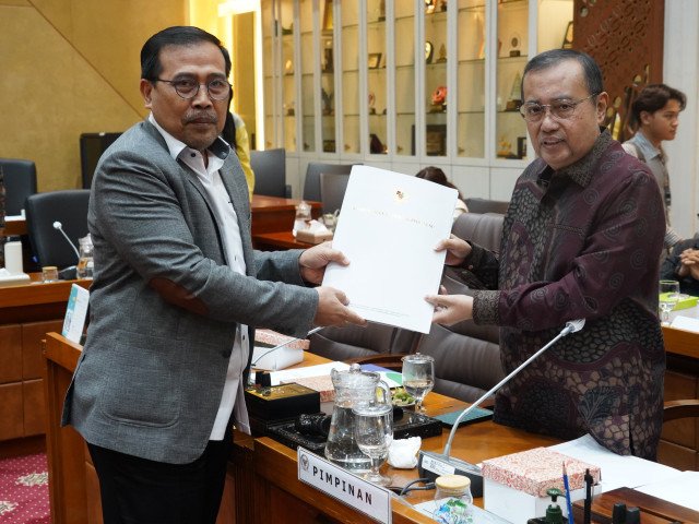 Membahas isu kesehatan, Ombudsman RI turut berpartisipasi dalam rapat Panitia Kerja (Panja) DPR RI yang membahas pengawasan jaminan sosial.